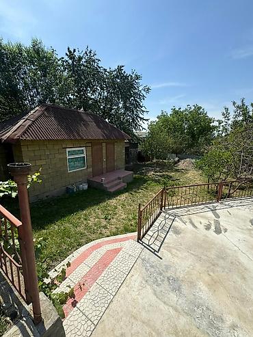 Продажа коттеджей и домов: Продаю дом (дачу) 20 минут от города Бишкек Село Таштар-Ата, выше села — 12