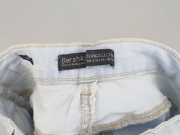 bape klapki: Bershka, Szorty damskie, rozmiar S — 4
