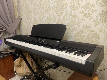 Пианино: Alesis prestige цифровое фортепиано, в идеальном состоянии клавиши