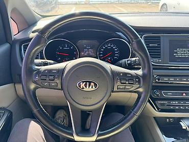 Kia: Kia Carnival: 2019 г., 2.2 л, Автомат, Дизель, Минивэн — 10
