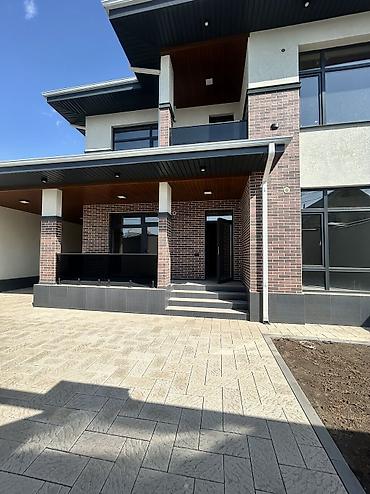 Продажа таунхаусов: 4 комнаты, 161 м², 2 соток, Газ, Электричество, Канализация — 16