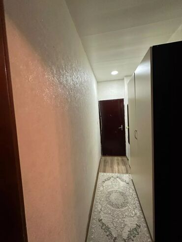 Uzunmüddətli kirayə mənzillər: Ev uzunmuddetli verilir. WHATCAP DA AKTIVDIR. Qara qarayev metrosunun — 7