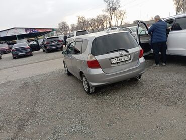 Honda: Honda Fit: 2006 г., 1.3 л, Вариатор, Бензин, Хэтчбэк