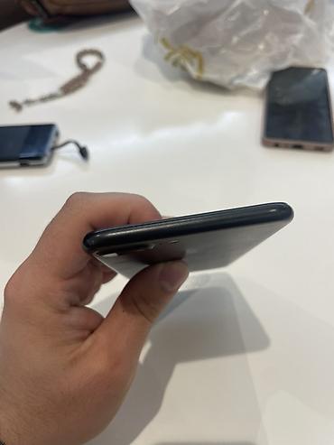 iphone see: IPhone 7 Plus, Qara, Barmaq izi — 7