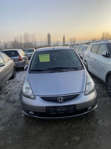 Honda: Honda Jazz: 2005 г., 1.4 л, Вариатор, Бензин, Седан