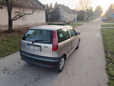 Fiat: Fiat Punto: 1.2 l | 1999 г. 200000 km Hečbek na lalafo.rs — 9 Fiat: Fiat Punto: 1.2 l | 1999 г. 200000 km Hečbek — 9