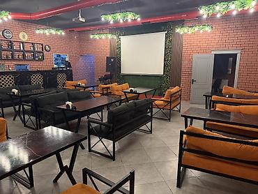 qarabagda is elani 2025: Ofisiant tələb olunur, Restoran, Gündəlik ödəniş, 18-29 yaş, 1-2 illik təcrübə — 1