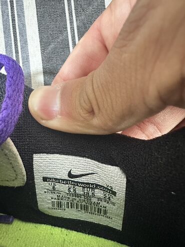 футбольный бутс: Мужские кроссовки, 38.5, Nike, Б/у, цвет - Фиолетовый, Самовывоз, Платная доставка