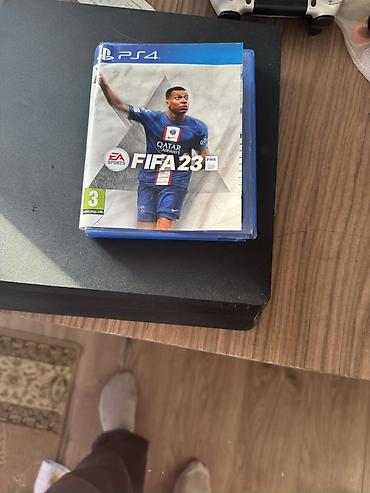 fifa 2016 ps4: PlayStation 4 Slim + аксессуары и игра Комплектация: - Консоль Sony — 3