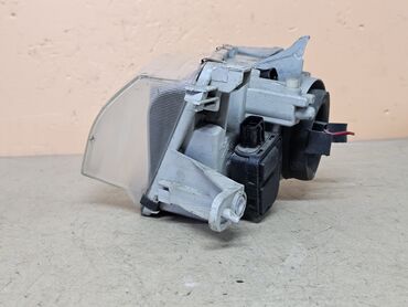 Передние фары: Передняя левая фара Mazda 1996 г., Б/у, Оригинал — 13