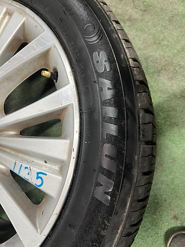bmw x5 r19: Комплект колес для BMW X5 E70. Состав: - 4 легкосплавных диска BMW — 4