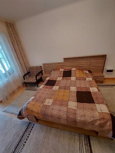 Ысык-Көлдө ижарага батир, Каприз, Бактуу-Долоноту, 1 орун, Баасы Бүтүндөй турак үй үчүн — 7