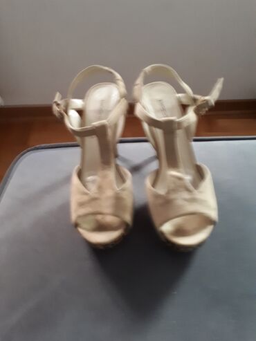 sandale vezivanje oko nogu: Sandals, 37