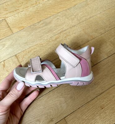 Детская обувь: Турецкие сандали натуральная кожа, размер 27. Длина стельки 16.5 см
