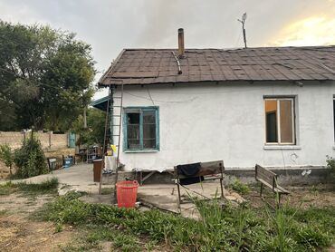 частный дом чолпон ата: Үй, 70 кв. м, 4 бөлмө, Менчик ээси, Эски ремонт