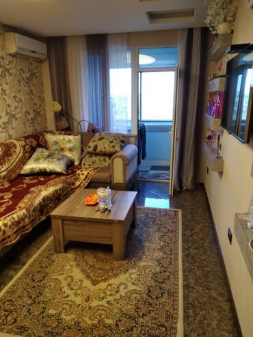 Uzunmüddətli kirayə mənzillər: Sabunçu rayonu,Razin Akkordda,3 otaqlıdan 4 otaqlıya düzəldilmiş,tam — 2