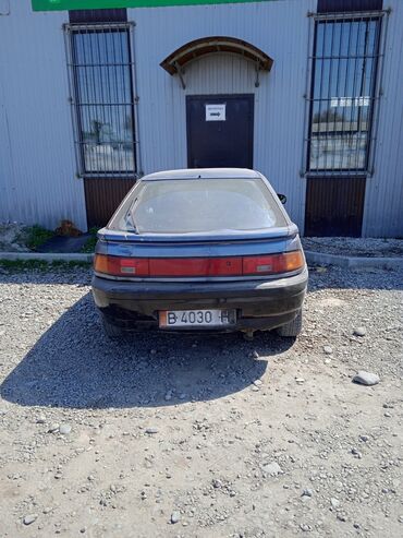 Mazda: Mazda 323: 1989 г., 1.5 л, Механика, Бензин