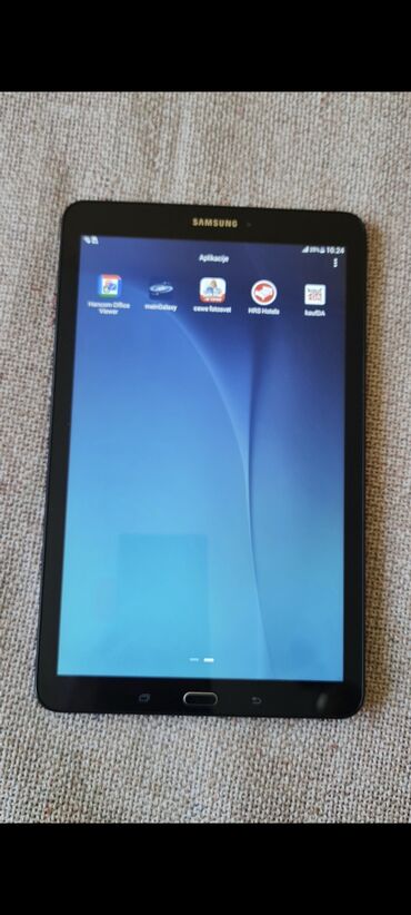 Tableti: Tablet kao nov bez mane sve radi ima za sim karticu,veliki 10 inca — 7