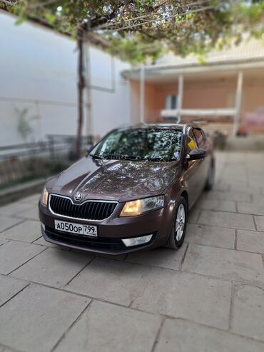 авто лизинг рассрочка: Skoda Octavia: 2016 г., 1.4 л, Механика, Бензин, Седан