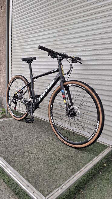 Городские велосипеды: Городской велосипед, Рама M (156 - 178 см) — 26