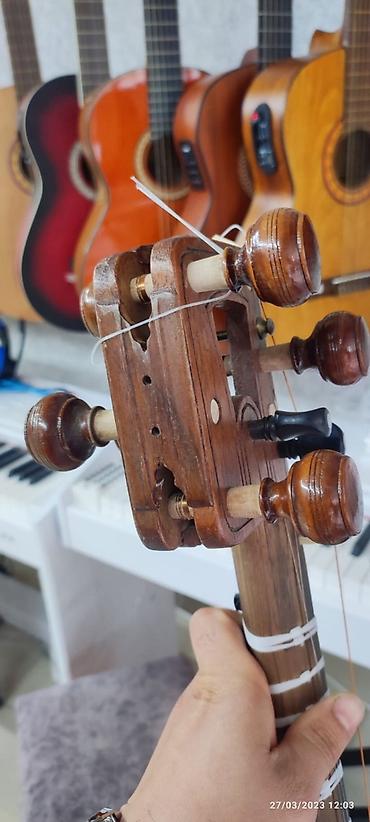 Tar: Profesional Tar Köhnə qədimi tar, Peto ustanın tarı, 60 yaşı var. Tut -da lalafo.az — 9 Tar: Profesional Tar Köhnə qədimi tar, Peto ustanın tarı, 60 yaşı var. Tut — 9