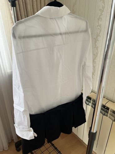 Krasofkalar və idman ayaqqabıları: Zara, Yeni, ''Yubka-köynek'' model don
geyilmeyib sıfırdır -da lalafo.az — 17 Krasofkalar və idman ayaqqabıları: Zara, Yeni, ''Yubka-köynek'' model don
geyilmeyib sıfırdır — 17