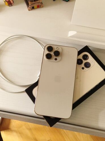 iphone 13 pro max dubai version: IPhone 15 Pro Max, Qızılı
