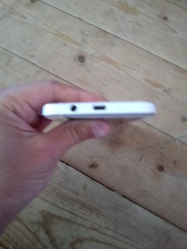 a3 2015 samsung: Samsung Galaxy A3, 16 GB, rəng - Ağ — 2