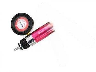 Alati za automobile: Vakuum pumpa sa manometrom – set za ispitivanje i odzračivanje kočnica — 12