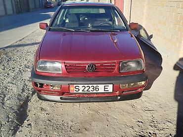 вито 2013: Volkswagen Vento: 1994 г., Механика, Бензин — 4