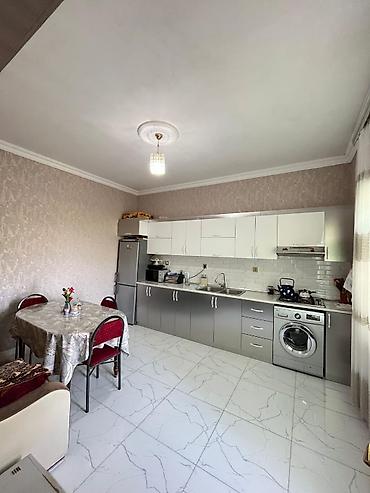 baki masalli: Badamdar qəs. 6 otaqlı, 202 kv. m, Kredit yoxdur, Orta təmir — 3