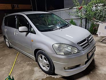 чехлы бу: Toyota Ipsum: 2003 г., 2.4 л, Автомат, Бензин, Минивэн — 2
