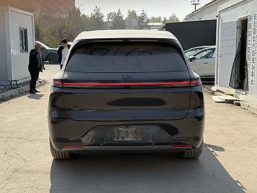 lexsus ls: Lixiang L6: 2024 г., 1.5 л, Автомат, Гибрид, Кроссовер — 7