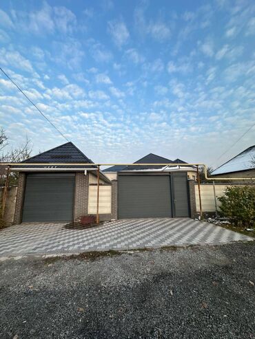 таш добо дома: Үй, 170 кв. м, 4 бөлмө, Кыймылсыз мүлк агенттиги, Дизайнердик оңдоо