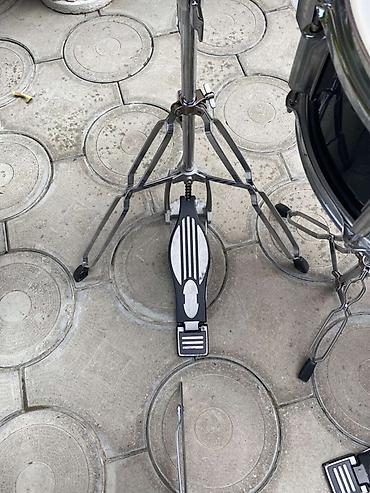 Bubnjevi: Mapex Tornado komplet bubnjeva – 5 delova sa činelama i hardverom - — 13