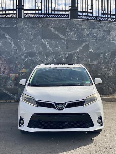 byd 2: Toyota Sienna: 2018 г., 3.5 л, Автомат, Бензин, Минивэн — 1