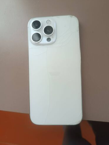 куплю конденсаторы км дорого: IPhone 15 Pro Max, Серебристый, Битый