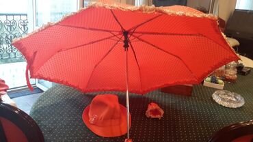 almaq: Продаю-- за---40 манат в комплекте-- пляжную шапку и зонт - оранжевой
