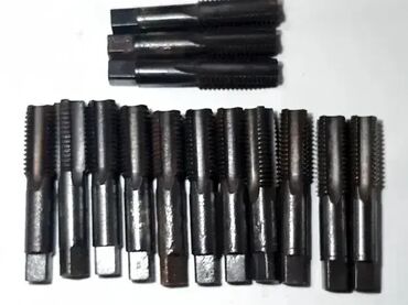 mali čupavi tepih: Rucne ureznice M24 (M24x3) ureznica Cena je za komplet od tri rucne