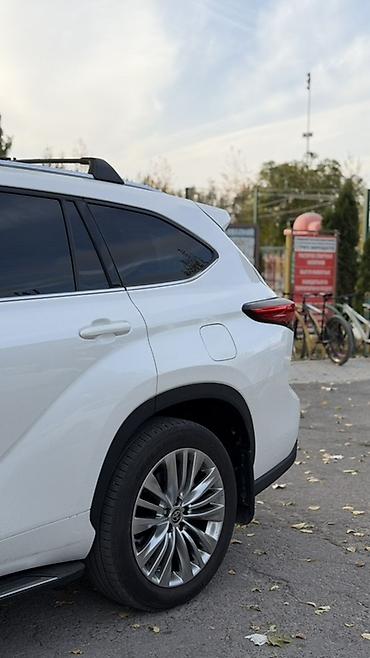 x3 m: Toyota Highlander: 2021 г., 2.5 л, Автомат, Гибрид, Кроссовер — 10