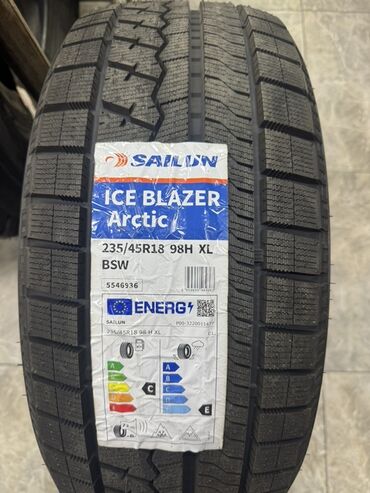 домик на колесах: Шины 235 / 45 / R 18, Зима, Новый, Комплект, Легковые, Китай, Sailun