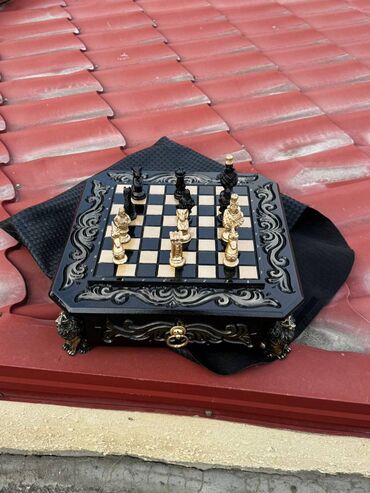 Şahmatlar: Şahmatlar hazır əldə var. Çeşid çoxdu. Çatdırılma edilir. Super — 7