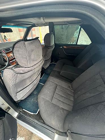 Mercedes-Benz: Mercedes-Benz W124: 1993 г., 2.2 л, Автомат, Бензин, Седан — 8