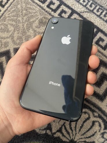iphone xr белый: IPhone Xr, Б/у, 128 ГБ, Черный, Защитное стекло, Чехол, 80 %