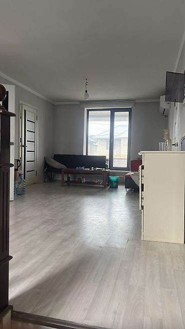 Продажа коттеджей и домов: 5 комнат, 210 м², 4 соток, Бишкек, Биримдик-Кут ж/м Собственник — 15