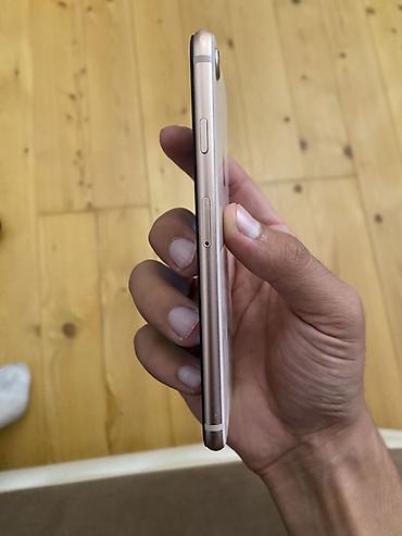ayfon es 7: IPhone 8, Qızılı, Barmaq izi — 7