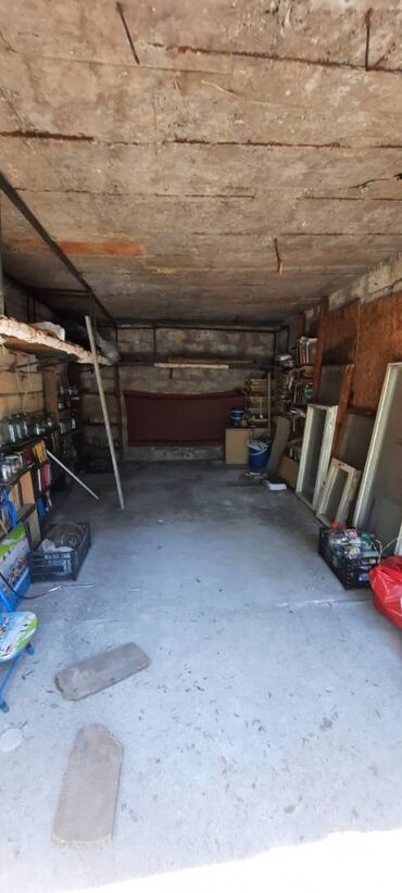 Qaraj satılır: 18 kv. m, 3 * 5 * 2 Daş Kommunal xətlər qoşulmayıb — 14