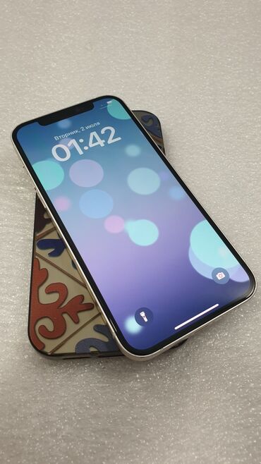 Samsung: IPhone 12, Б/у, 128 ГБ, Белый, Защитное стекло, Чехол, 100 %