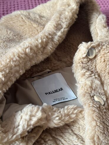 Пуховики и зимние куртки: Пуховик, Короткая модель, С капюшоном, S — 5