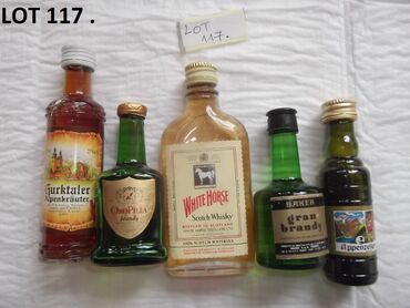 Ostali predmeti za umetnost i kolekcionarstvo: Reklamne flašice mini bottles unučići čokanji fraklići 4. Kao sa slika — 27